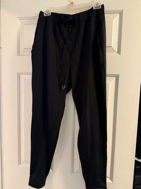 Booty by Brabants Black Drawstring Track Pants